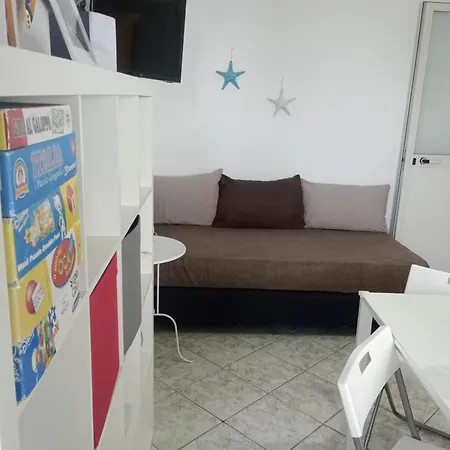 בית נופש Matteo's House טאורמינה