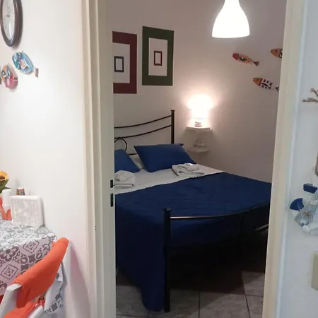 בית נופש Matteo's House טאורמינה
